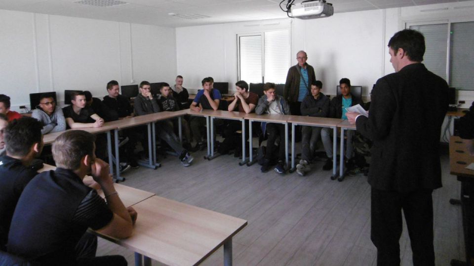 Une animation de la Commission développement durable du Conseil Régional des Jeunes au lycée